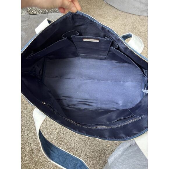 Draper James Chambray Savannah Large Duffle Bag blue white Coastal Resort Travel - Picture 9 of 16